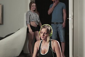Aaa特黄色片 Porn